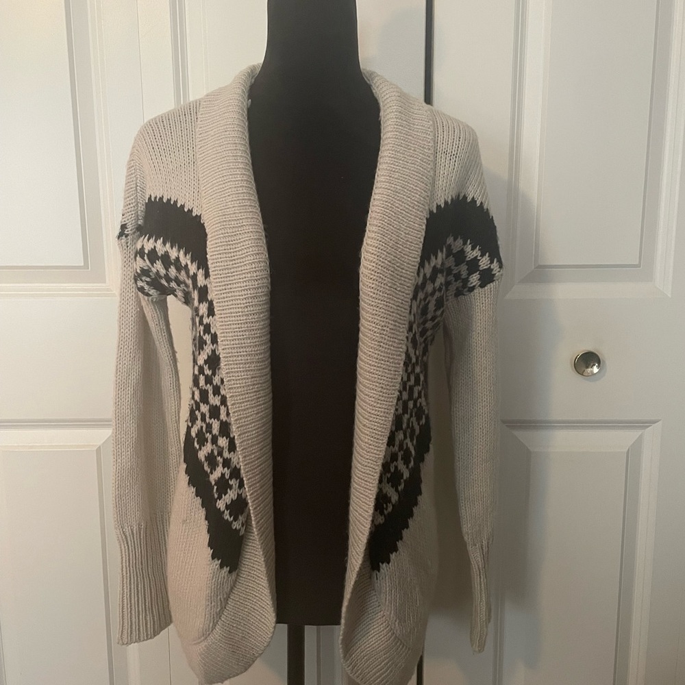 Hollister Cardigan